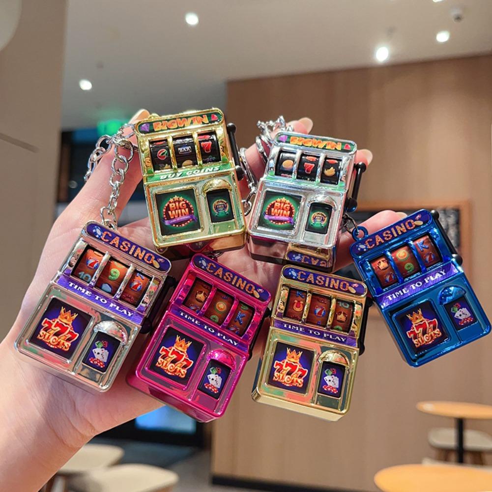 Fruit Slot Machine - Chaveiro de Máquina de Caça-Níqueis da